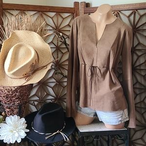 SALE TODAY BEAUTIFUL SUEDE BROWN COWGIRL TOP.